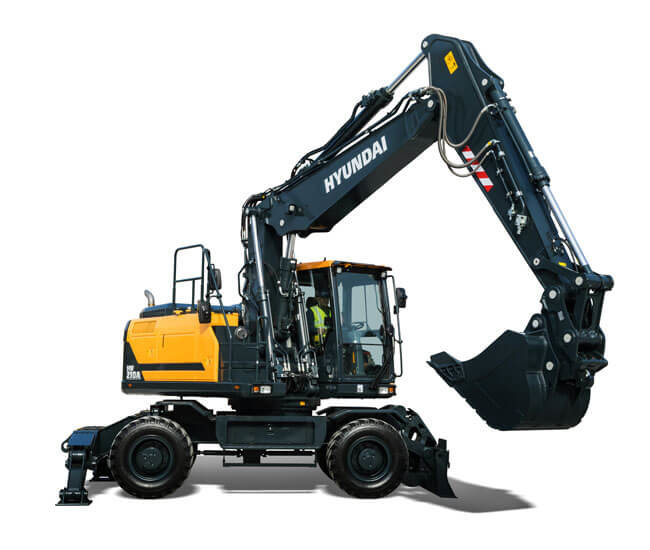 PMG SERVICES EFFECTUE DES OPÉRATIONS DE NETTOYAGE AVEC LA NOUVELLE PELLE SUR PNEUS HW210A